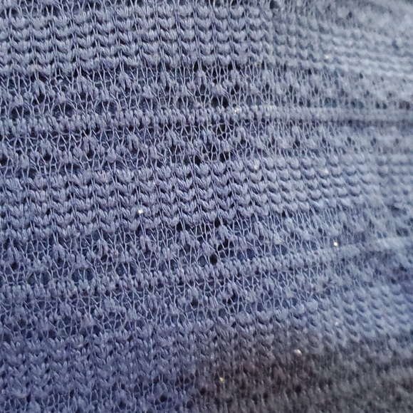 Xtraordinary blue flowy sharkbite crotchet top L - Picture 5 of 5